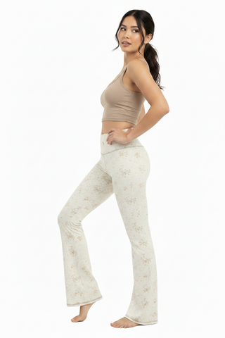 Starburst Cream Flare leggings