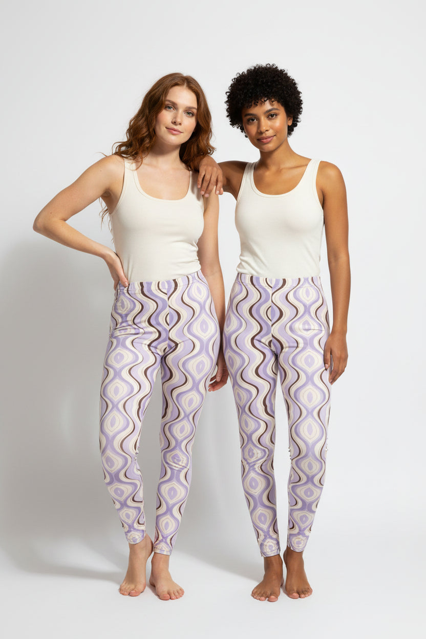 Leggings with a wavy pattern on a white background