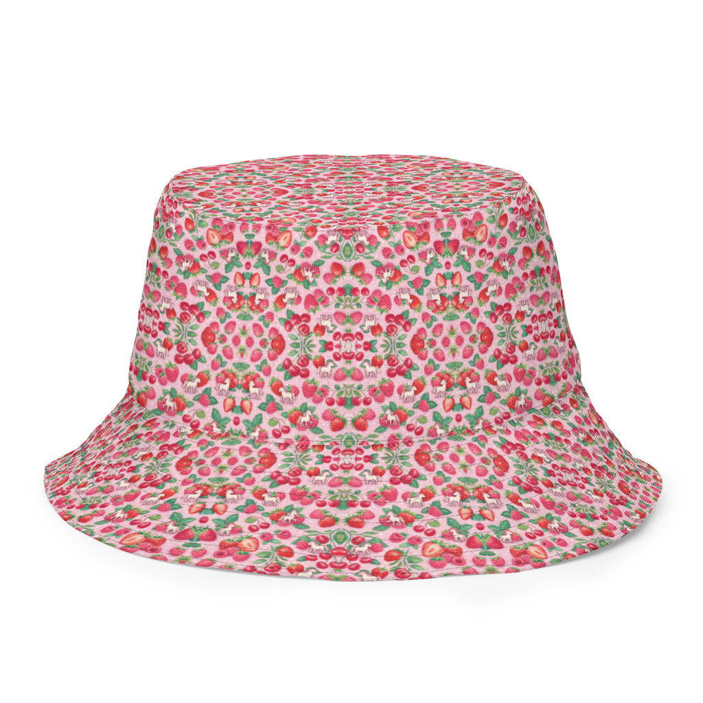 🍓 Berry Pony Pop Reversible bucket hat