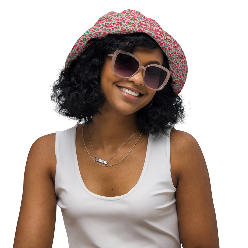 🍓 Berry Pony Pop Reversible bucket hat