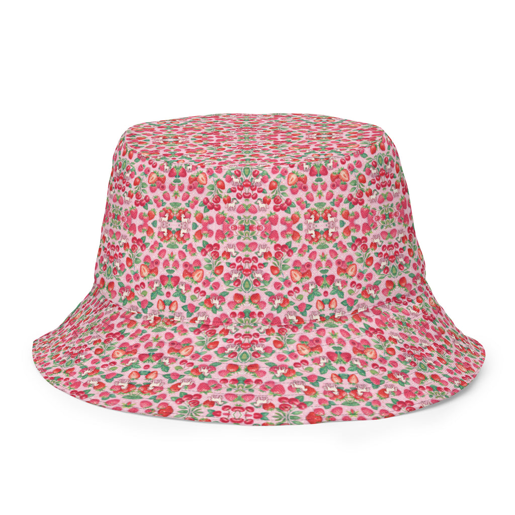 🍓 Berry Pony Pop Reversible bucket hat