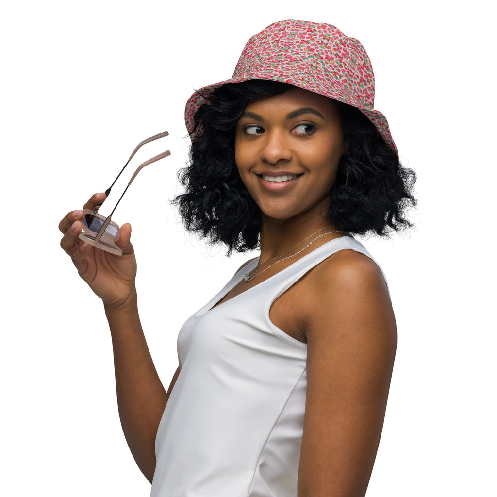 🍓 Berry Pony Pop Reversible bucket hat
