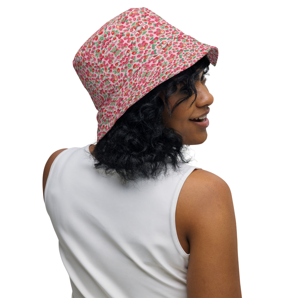 🍓 Berry Pony Pop Reversible bucket hat